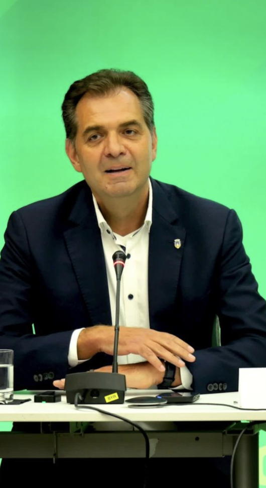 Az állam és a multinacionális cégek is fizessék meg  a költségvetési válság árát, ne csak a kisemberek!